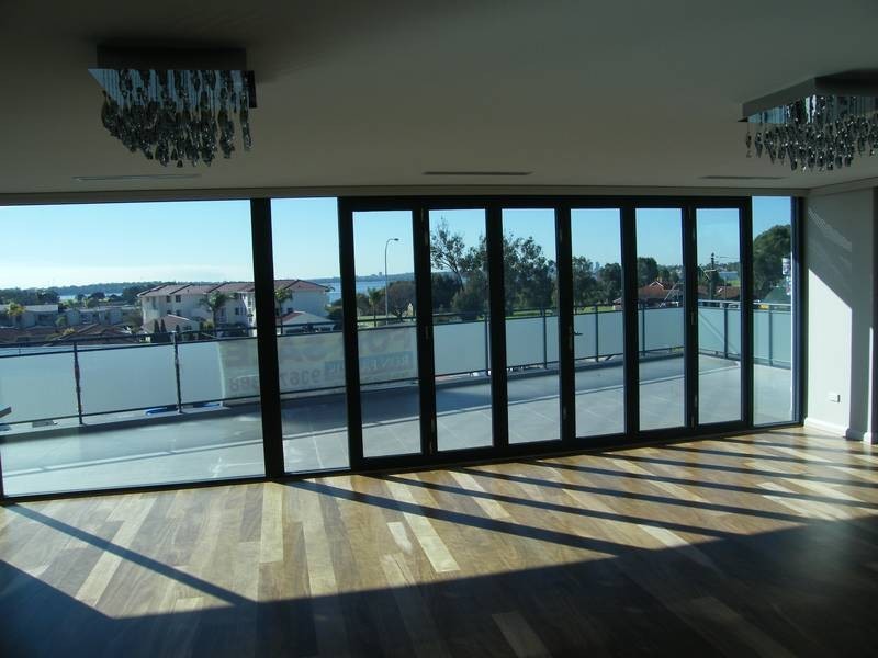 19/1 Northlake Road, Alfred Cove WA 6154