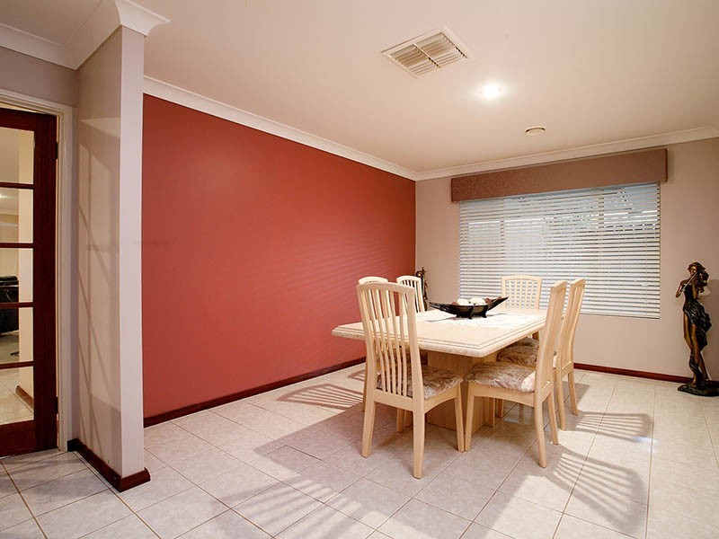 5 Okra Court, Munster WA 6166