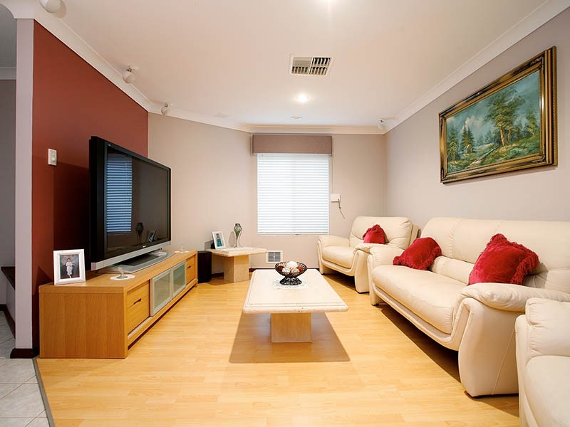 5 Okra Court, Munster WA 6166