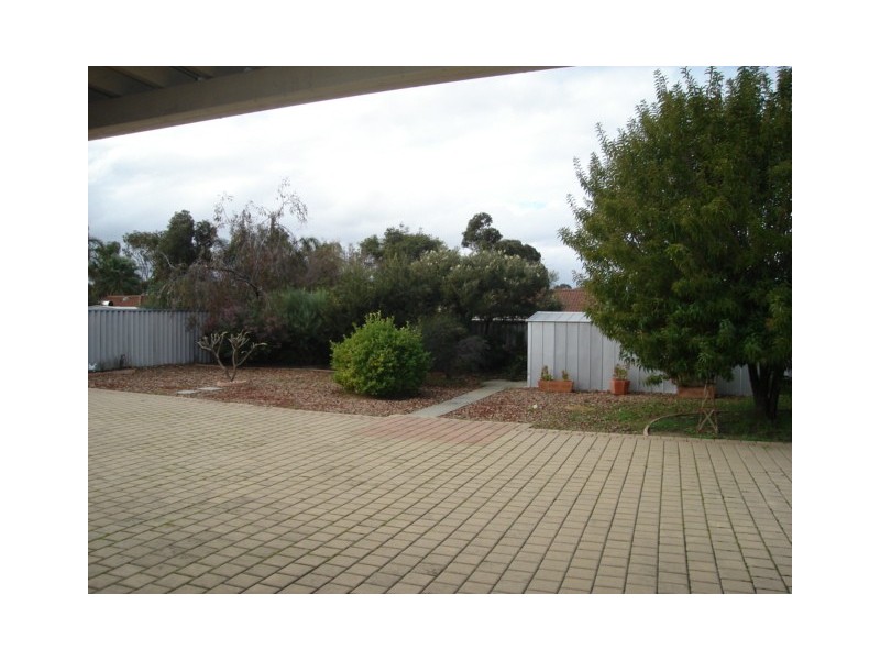 15 Milgun Drive, Yangebup WA 6164