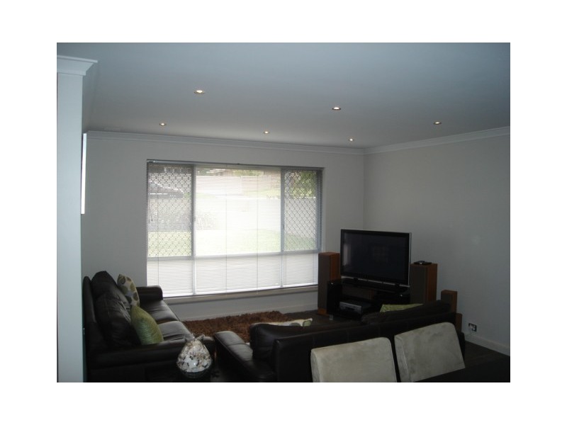 25 Freeth Road, Spearwood WA 6163