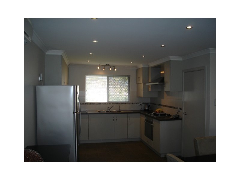 25 Freeth Road, Spearwood WA 6163