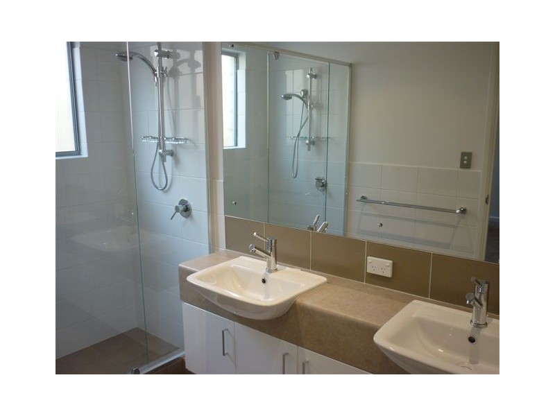3/11 Katsura Gardens, Munster WA 6166