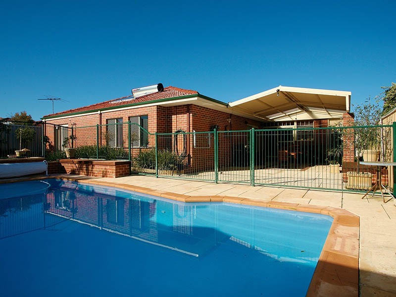 7 Strathcona Rise, Bibra Lake WA 6163