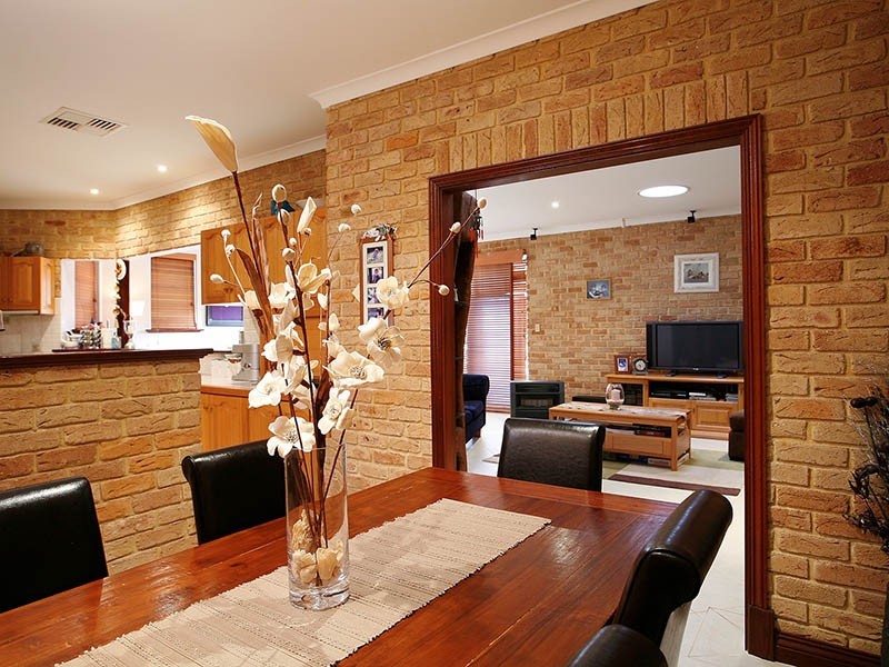 7 Strathcona Rise, Bibra Lake WA 6163