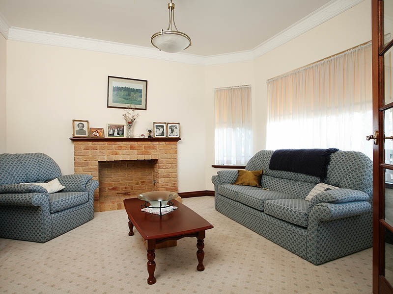 7 Strathcona Rise, Bibra Lake WA 6163