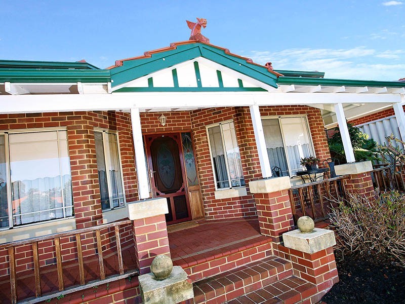 7 Strathcona Rise, Bibra Lake WA 6163