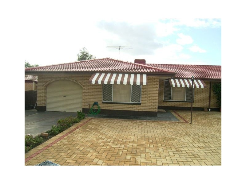 18 Central Ave, Beaconsfield WA 6162