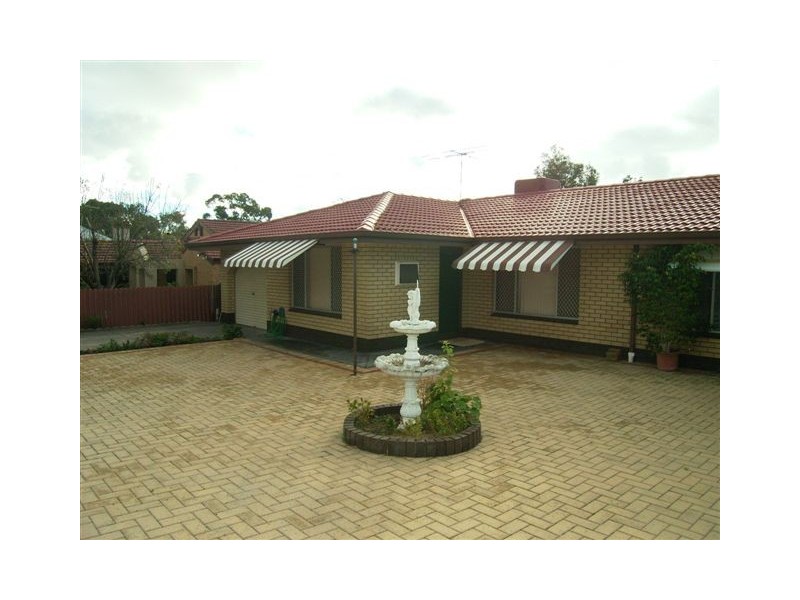 18 Central Ave, Beaconsfield WA 6162