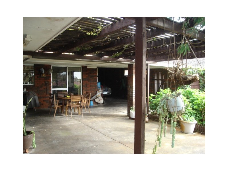 10 Fitzwater way, Spearwood WA 6163