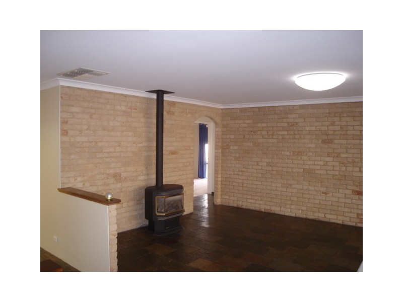 34 Parakeet Way, Coogee WA 6166