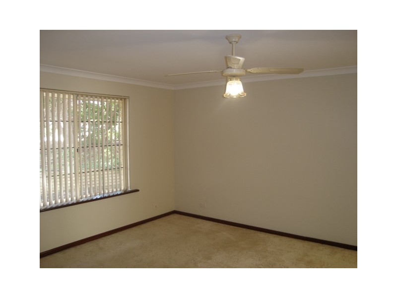 34 Parakeet Way, Coogee WA 6166