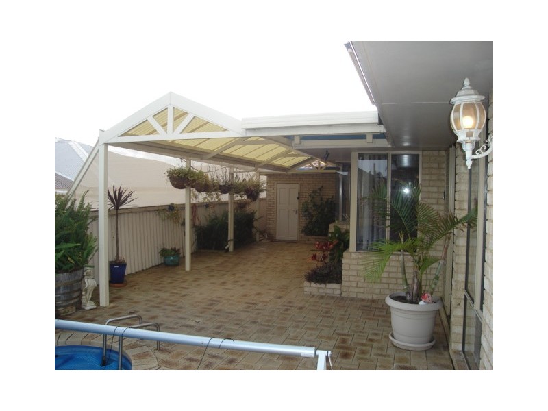 34 Parakeet Way, Coogee WA 6166