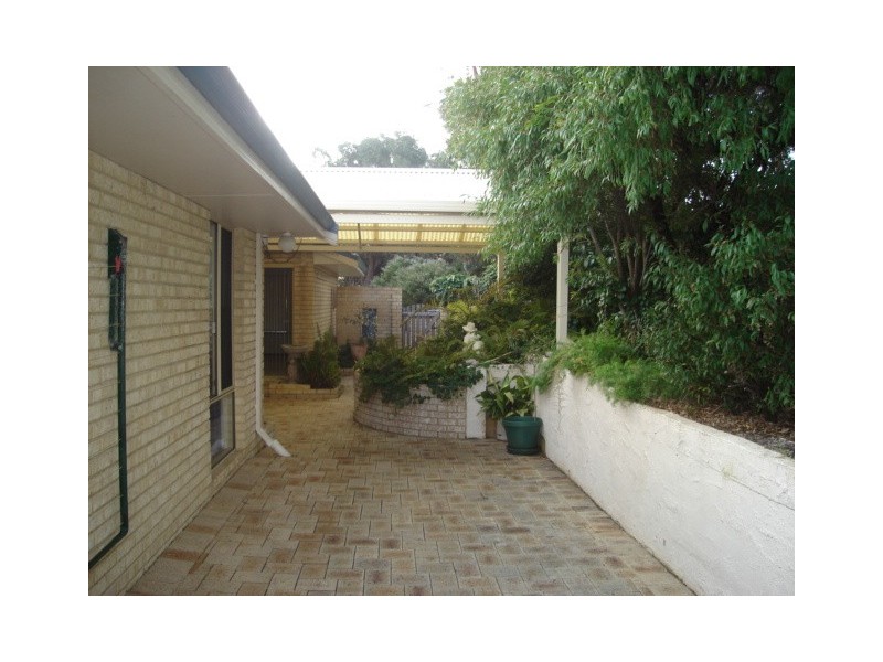 34 Parakeet Way, Coogee WA 6166