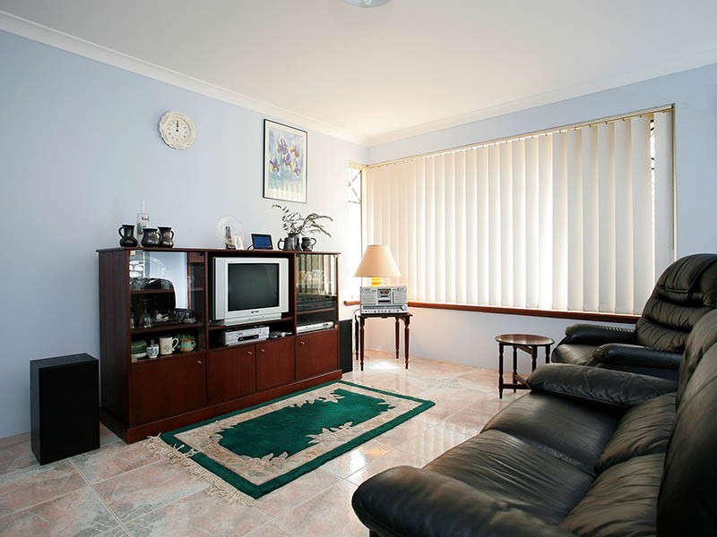 3 Maritime Tce, Coogee WA 6166