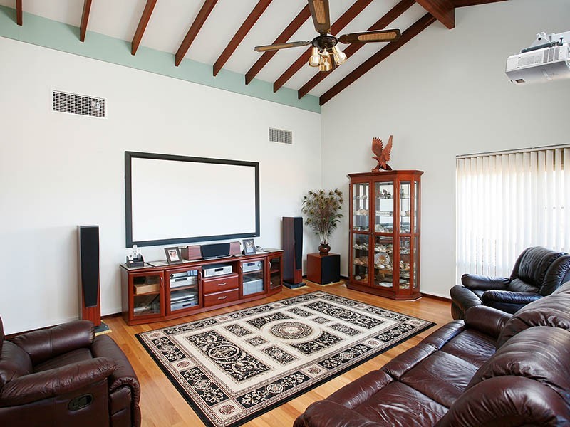 5 Anitra Court, Coogee WA 6166