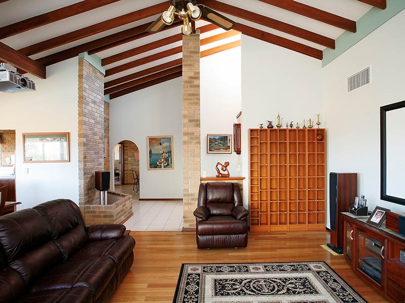 5 Anitra Court, Coogee WA 6166