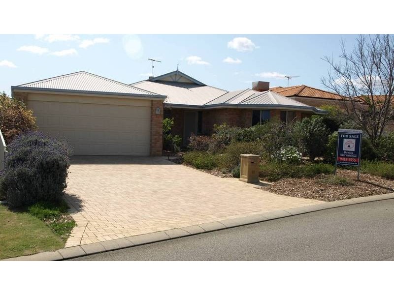 15 GARBIN PLACE, Munster WA 6166