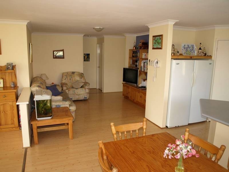 15 GARBIN PLACE, Munster WA 6166