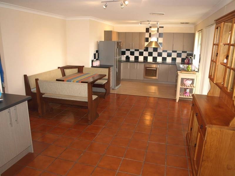 32 SHELLEY WAY, Munster WA 6166