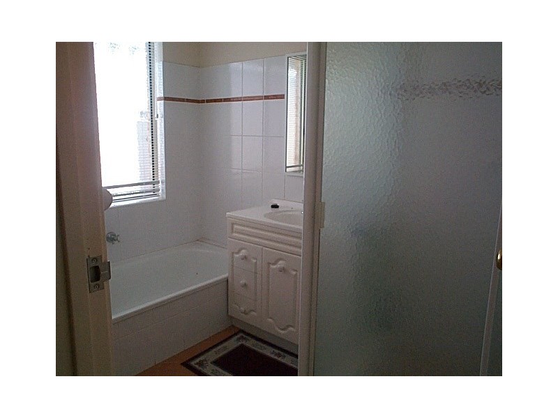 4 Pear Place, Spearwood WA 6163