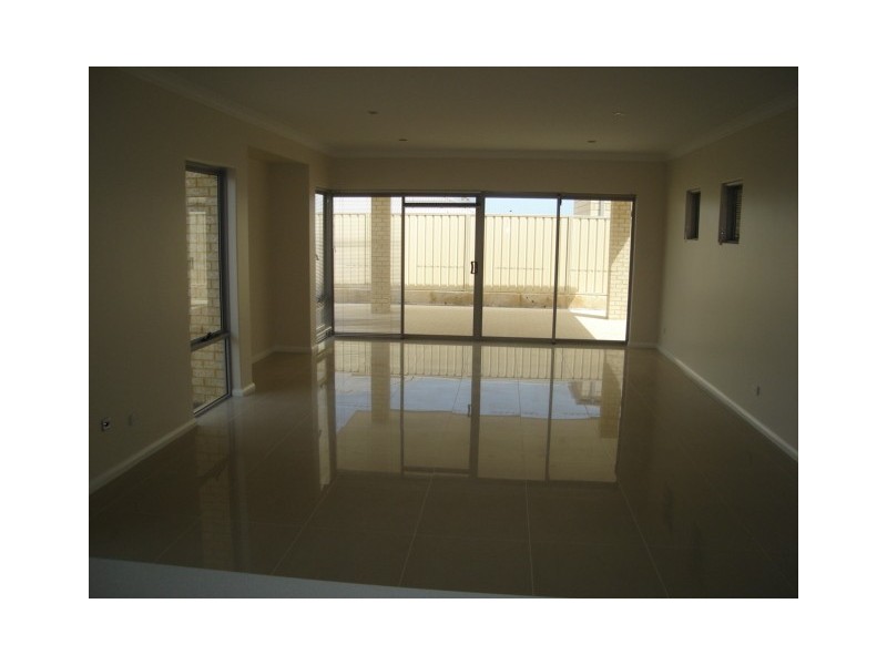 54 Mayor Road, Munster WA 6166