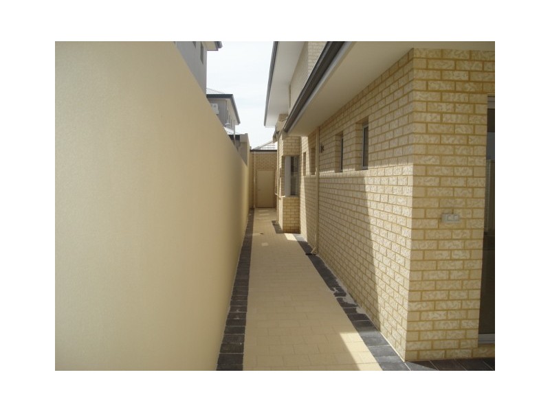 54 Mayor Road, Munster WA 6166