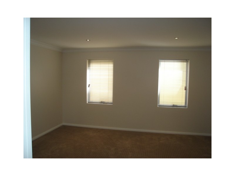 54 Mayor Road, Munster WA 6166