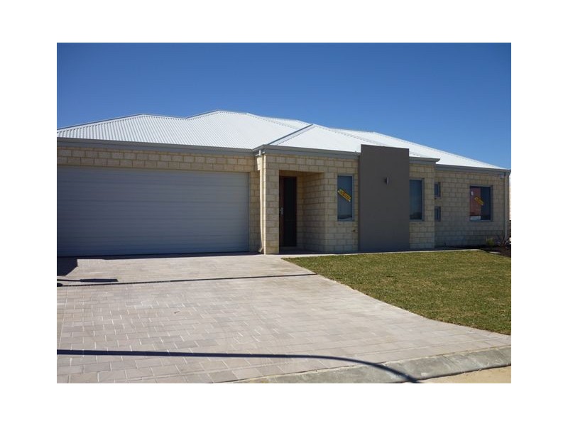 2 Minori Gardens, Yangebup WA 6164