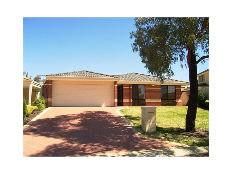 32 Waitch Loop, Beeliar WA 6164