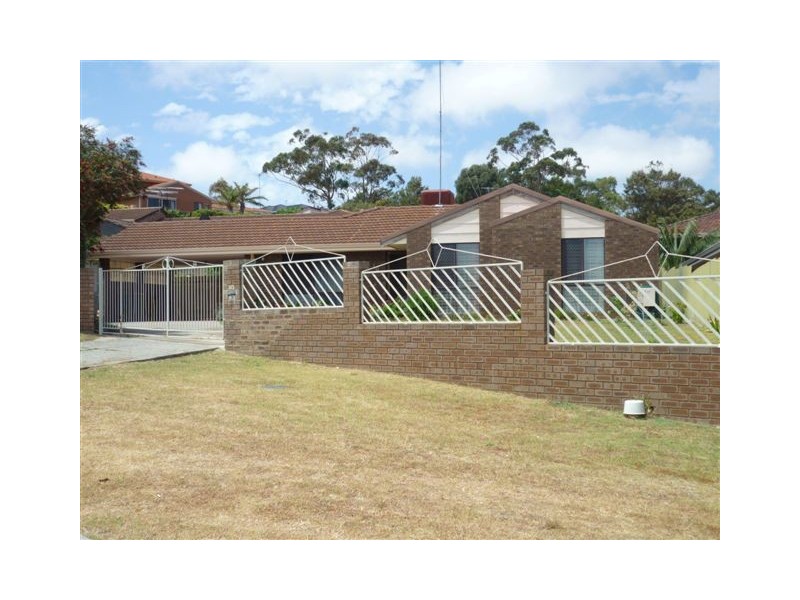 10 Chaucer Close, Spearwood WA 6163