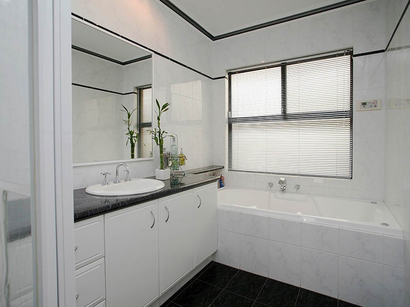 23 Davilak Ave, Hamilton Hill WA 6163