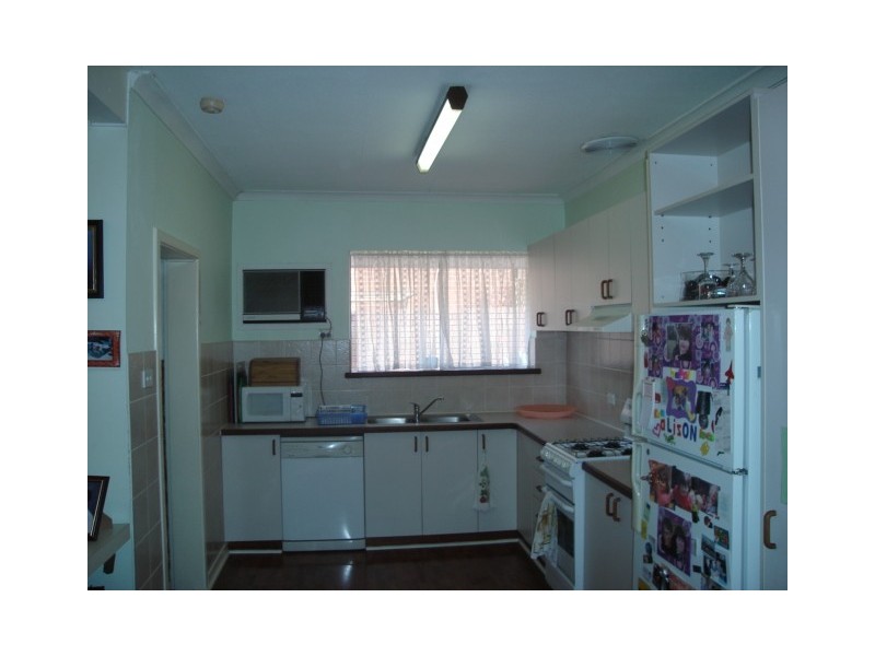 8 Ferdinand Cresent, Coolbellup WA 6163