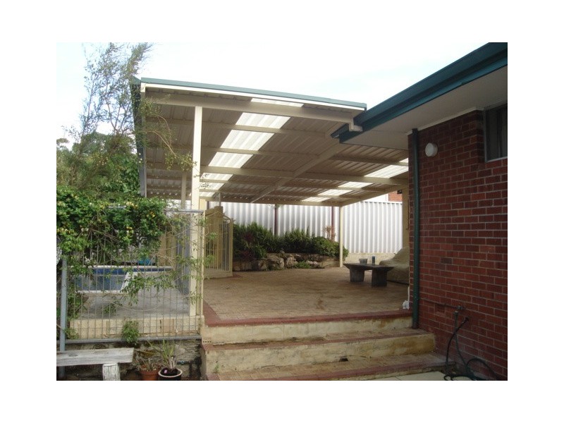 8 Ferdinand Cresent, Coolbellup WA 6163