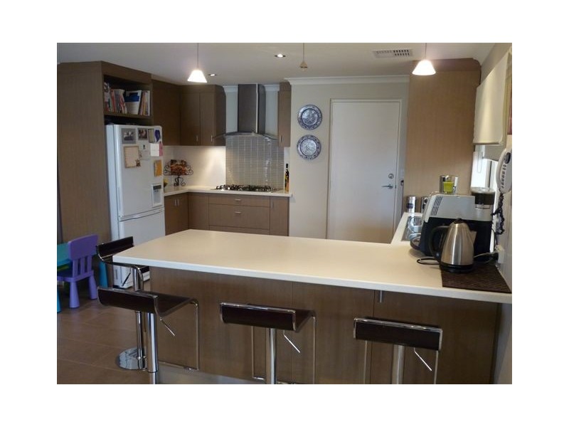 2 Georgia Way, Success WA 6164