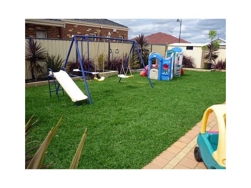 2 Georgia Way, Success WA 6164