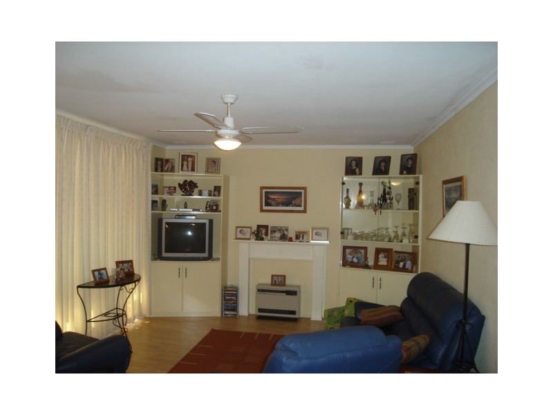 28 Pass Crescent, Beaconsfield WA 6162