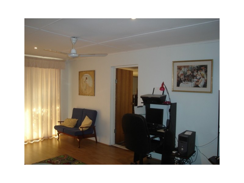 28 Pass Crescent, Beaconsfield WA 6162