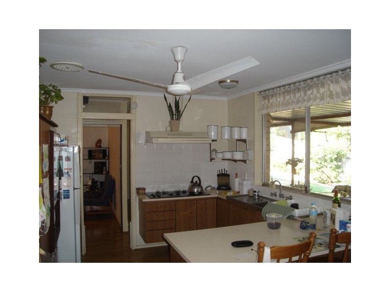 28 Pass Crescent, Beaconsfield WA 6162