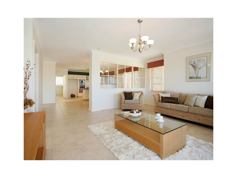 5 PARAKEET WAY, Coogee WA 6166