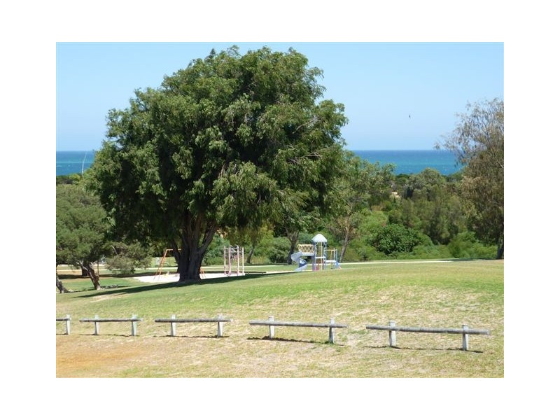 5 PARAKEET WAY, Coogee WA 6166