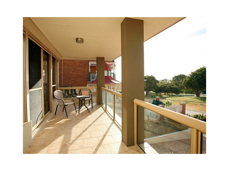 5 PARAKEET WAY, Coogee WA 6166