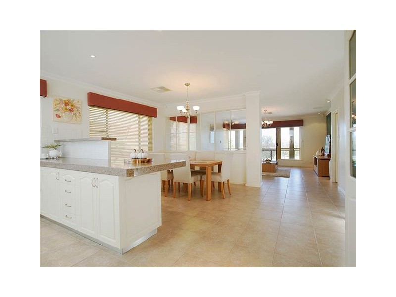 5 PARAKEET WAY, Coogee WA 6166