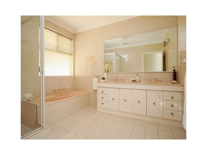 5 PARAKEET WAY, Coogee WA 6166