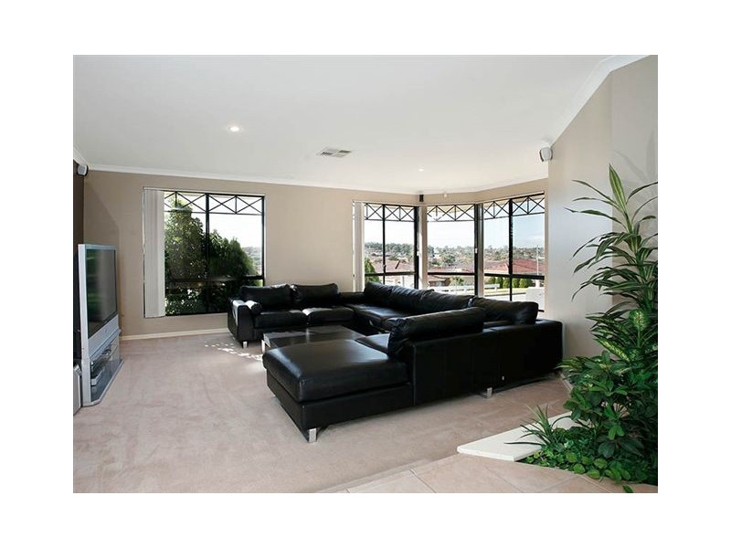 79 Amity Boulevard, Coogee WA 6166