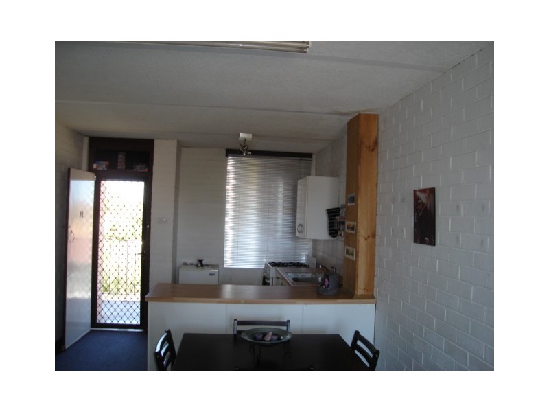 24/221 Clontarf Road, Hamilton Hill WA 6163