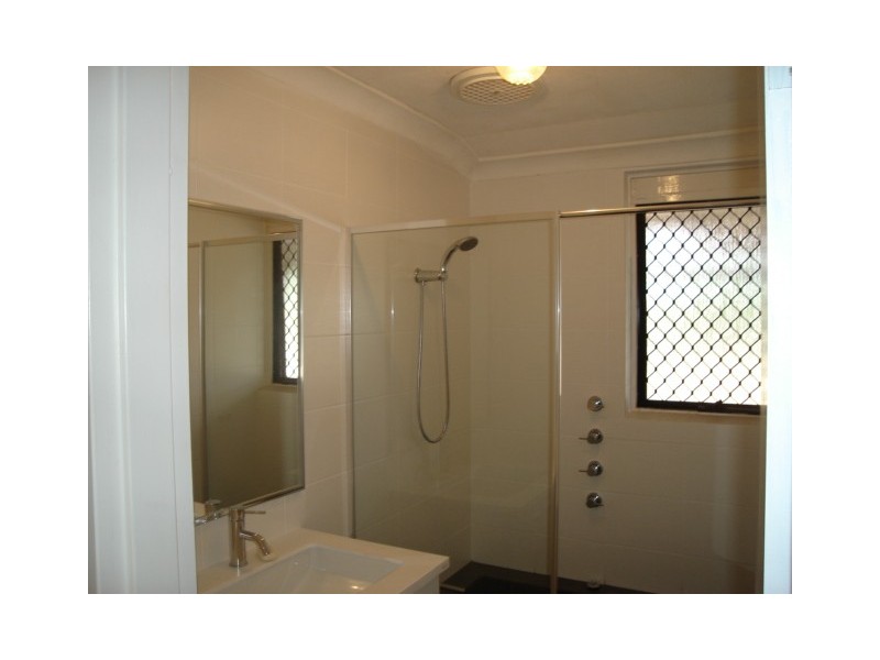 11 Corring Way, Parmelia WA 6167