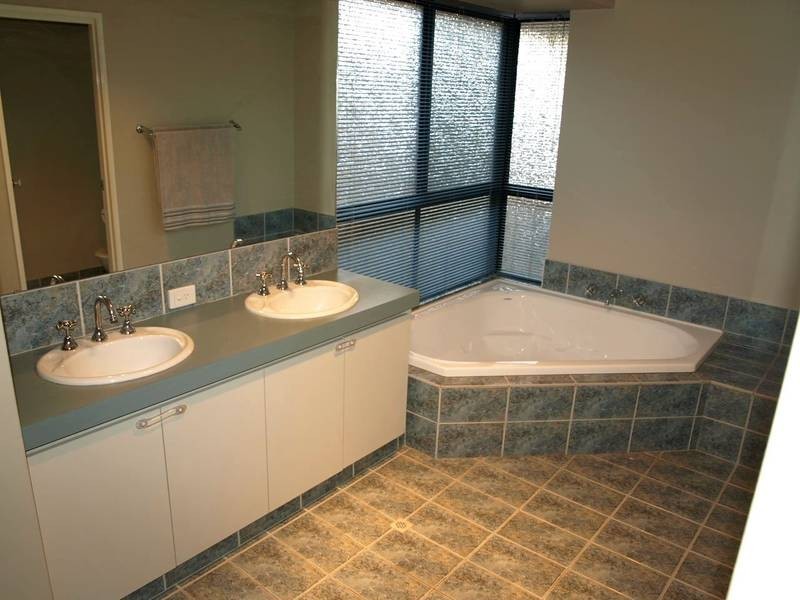 74 CONGDON AVE, Beeliar WA 6164