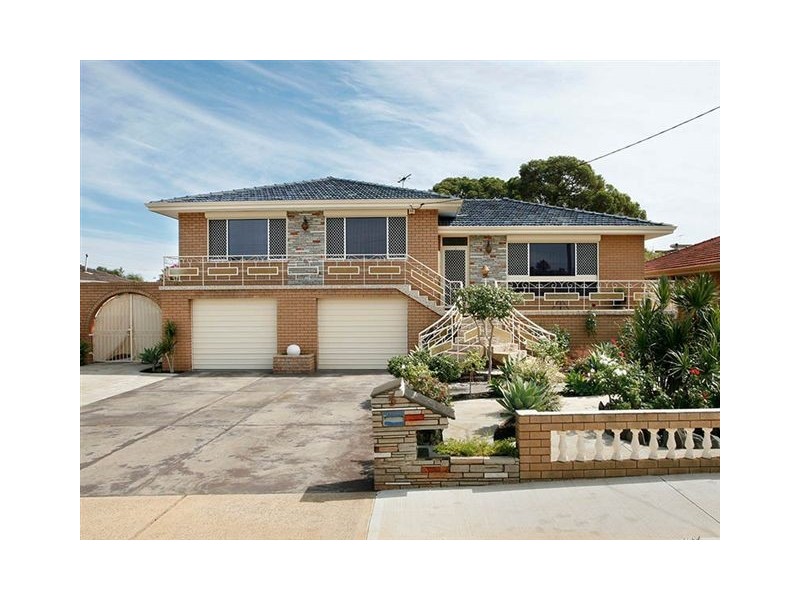5 Darroch Street, Beaconsfield WA 6162