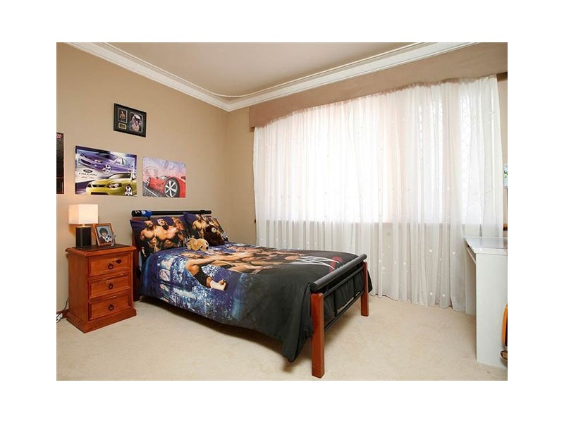 5 Darroch Street, Beaconsfield WA 6162